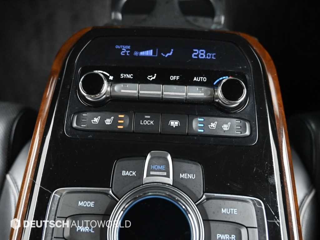 제네시스 EQ900 3.3 T-GDI AWD 프리미엄 럭셔리 이미지 16