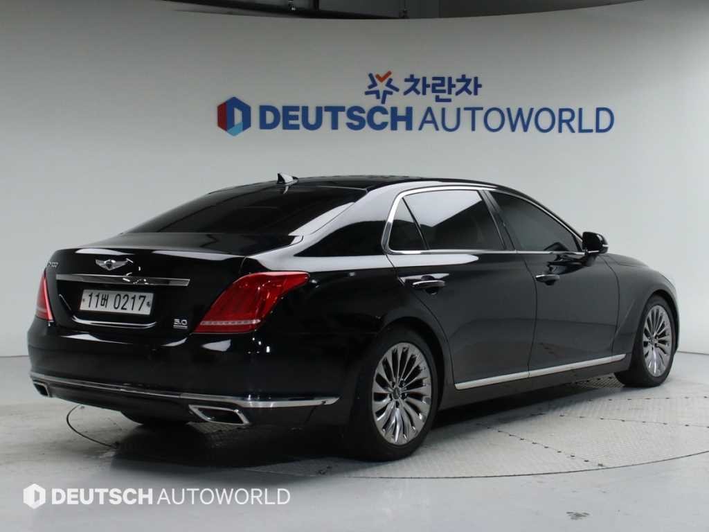 제네시스 EQ900 3.3 T-GDI AWD 프리미엄 럭셔리 이미지 2