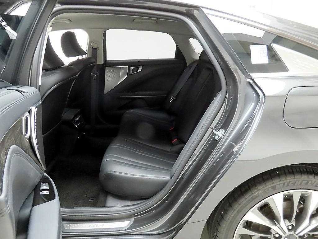 기아 K8 2.5 2WD 노블레스 이미지 13