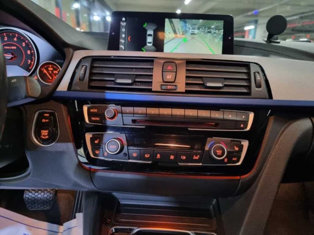 BMW 3시리즈 3시리즈 (F30) 320i M 스포츠 이미지 11