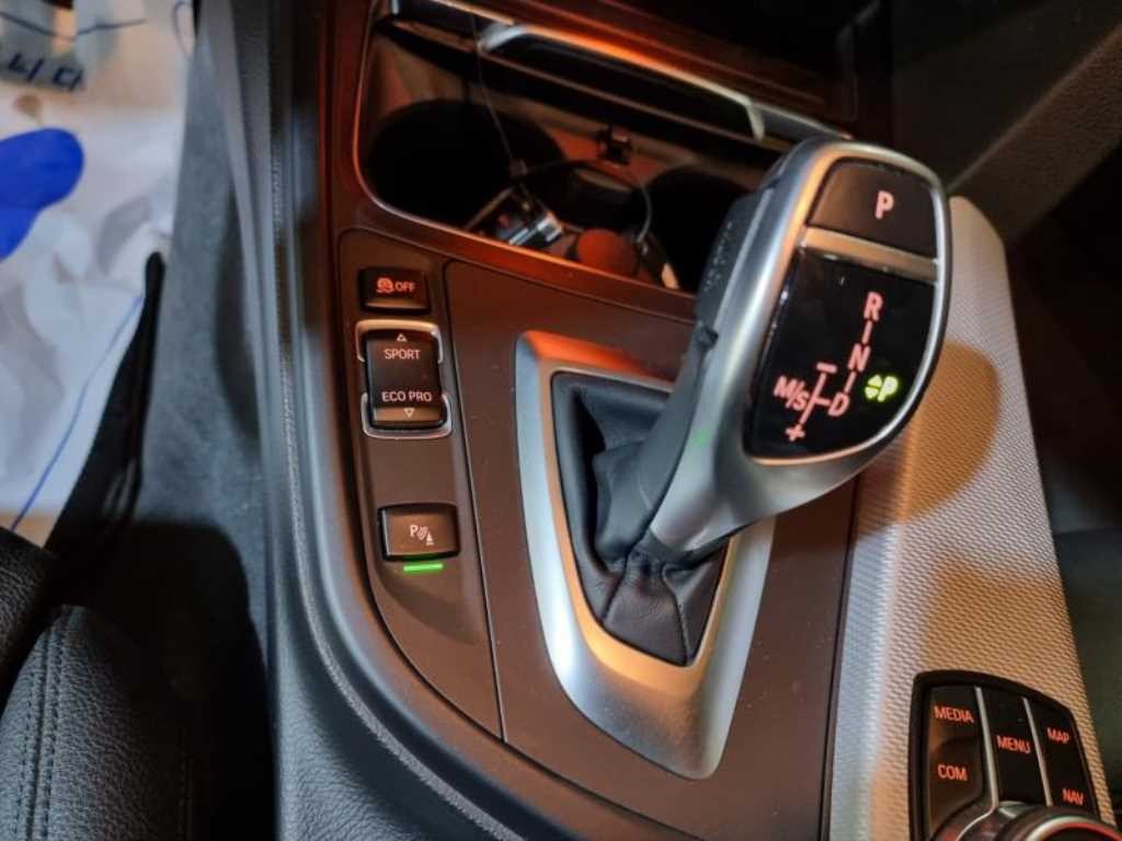 BMW 3시리즈 3시리즈 (F30) 320i M 스포츠 이미지 12