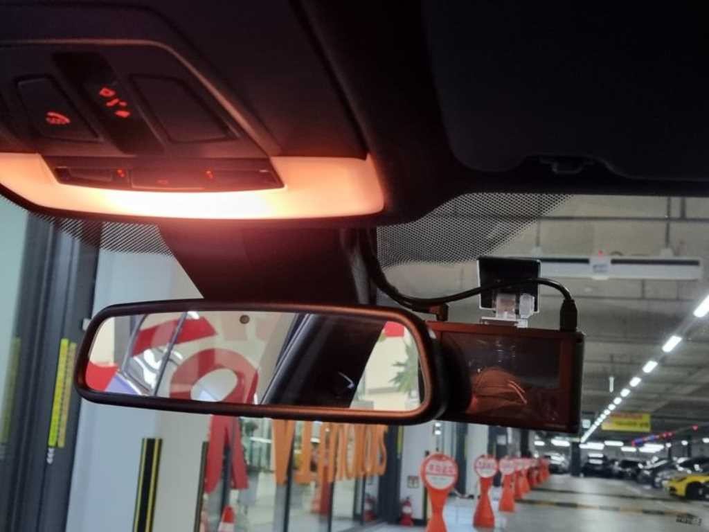 BMW 3시리즈 3시리즈 (F30) 320i M 스포츠 이미지 14