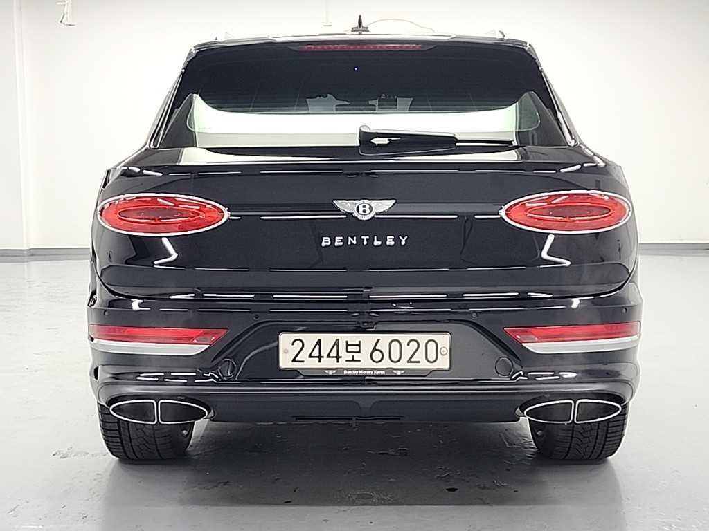 벤틀리 벤테이가 4.0 V8 아주르 이미지 3