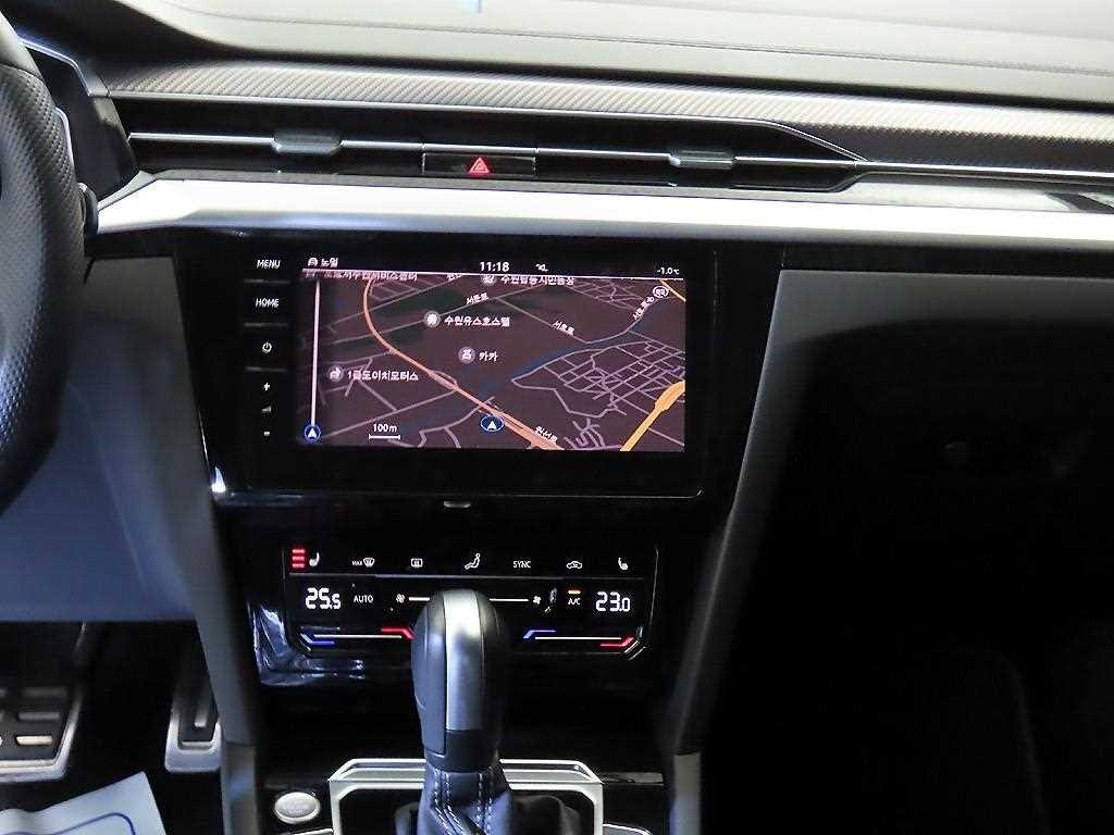 폭스바겐 아테온 2.0 TDI R-LINE 4모션 이미지 11