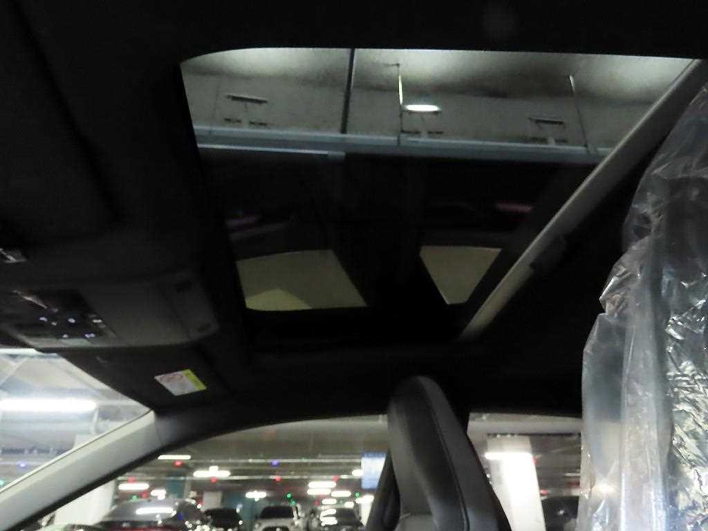 폭스바겐 아테온 2.0 TDI R-LINE 4모션 이미지 18