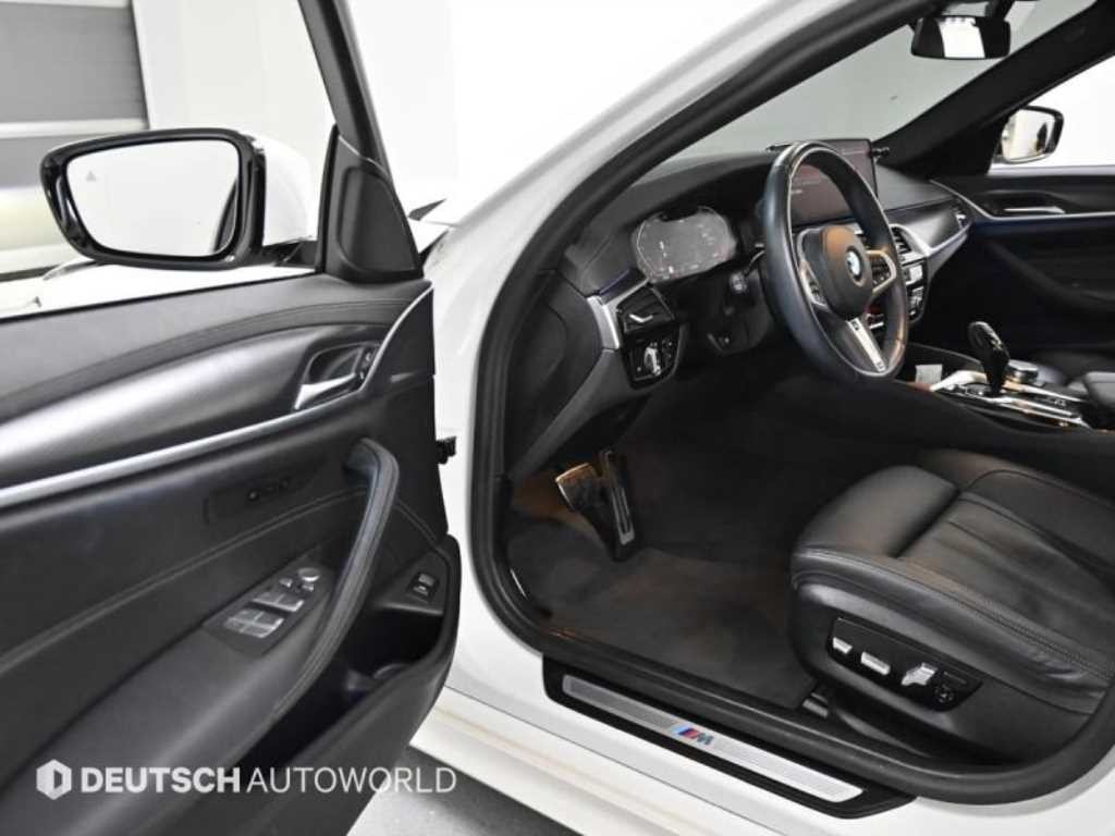 BMW 5시리즈 5시리즈 (G60) 520i M 스포츠 이미지 11