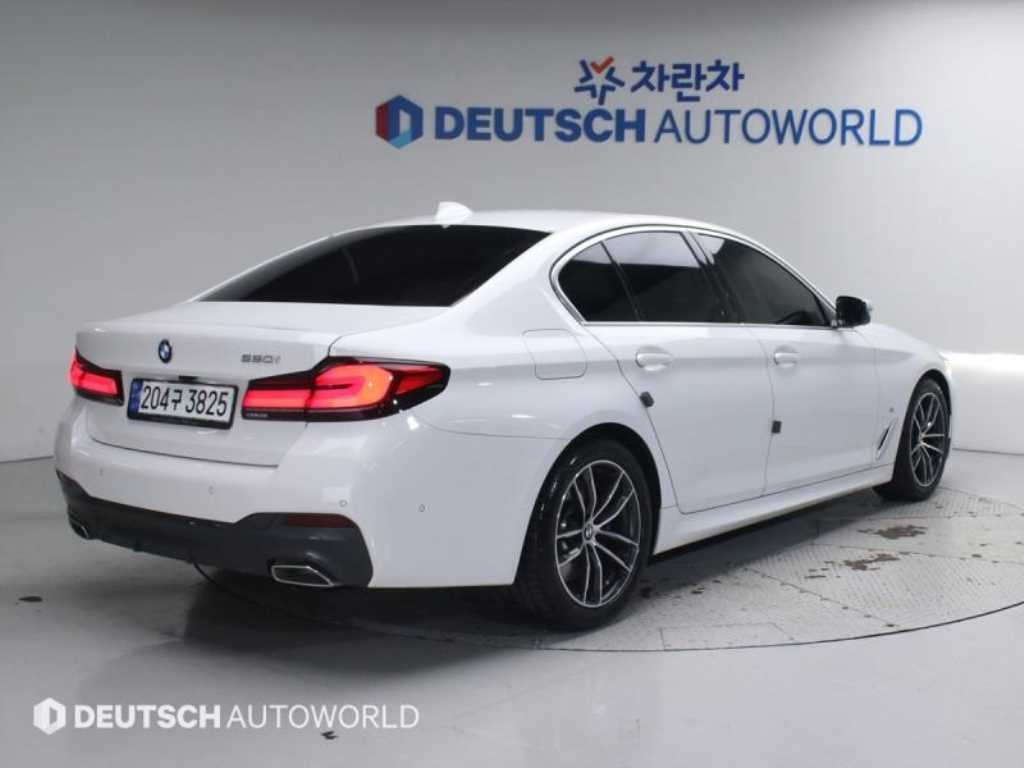 BMW 5시리즈 5시리즈 (G60) 520i M 스포츠 이미지 2