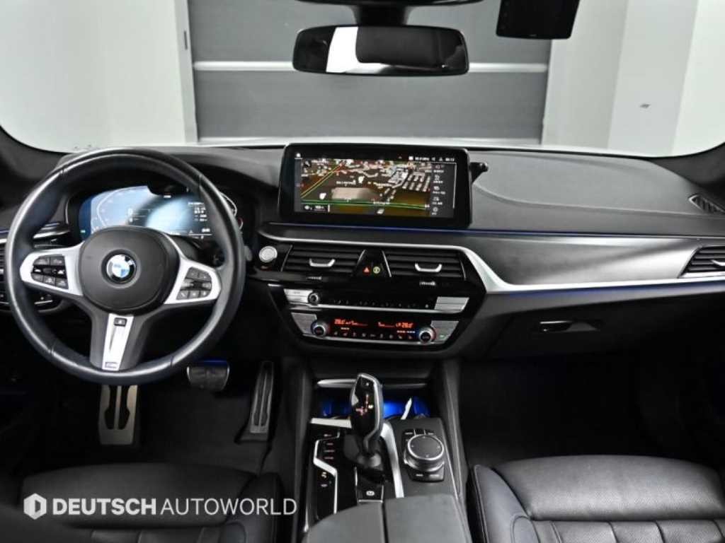 BMW 5시리즈 5시리즈 (G60) 520i M 스포츠 이미지 7