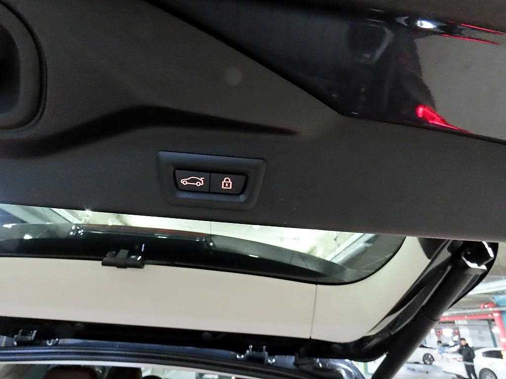 BMW X5 X5 (G05) xDrive 30d xLine 이미지 16