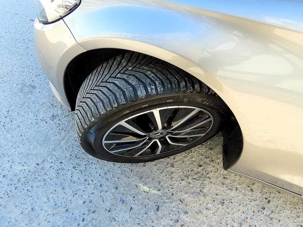 벤츠 C 클래스 C클래스 W205 C200 이미지 20