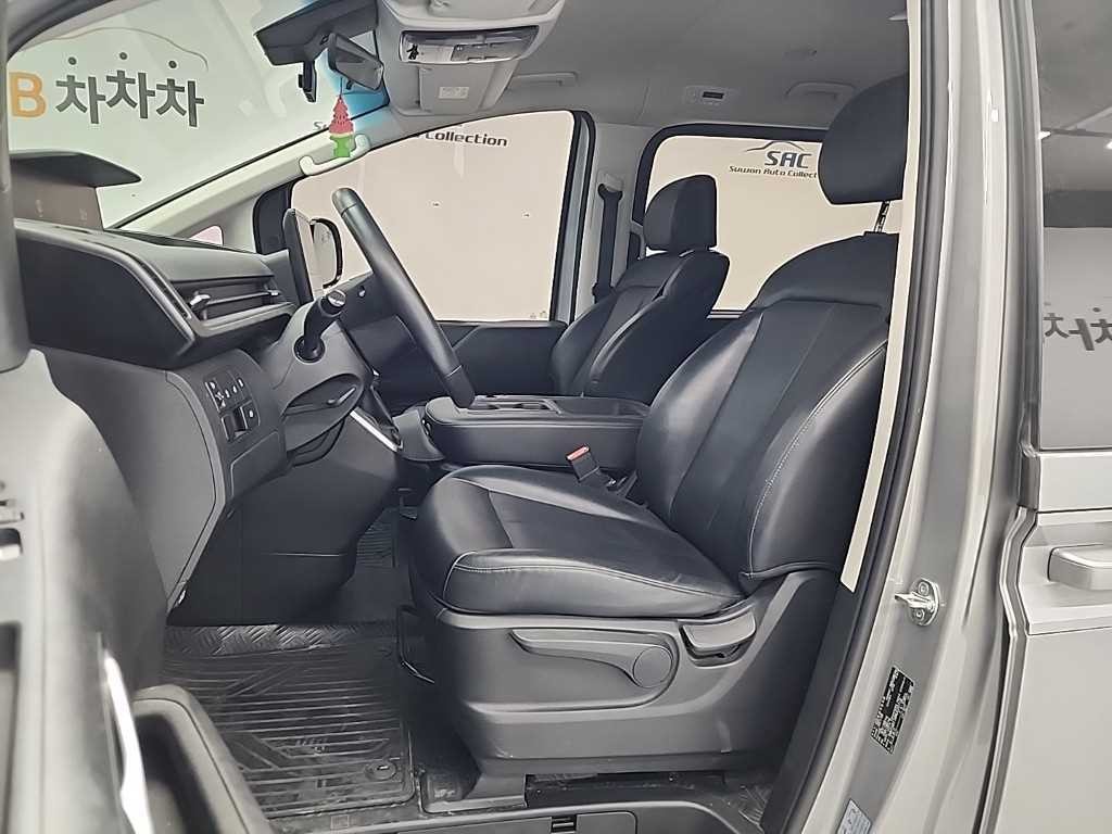 현대 스타리아 2WD 디젤 투어러 모던 9인승 이미지 11