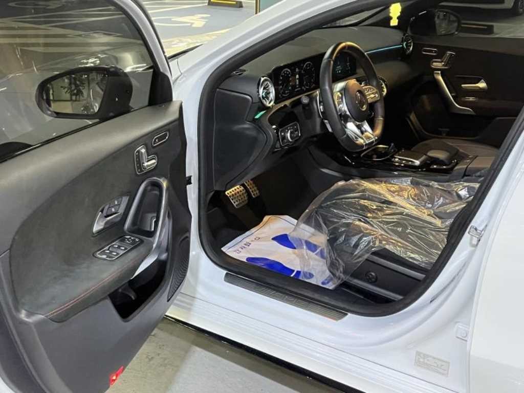 벤츠 A 클래스 A클래스 W177 AMG A35 4MATIC 세단 이미지 11