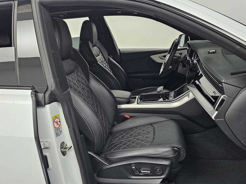 아우디 Q8 50 TDI 콰트로 프리미엄 이미지 10