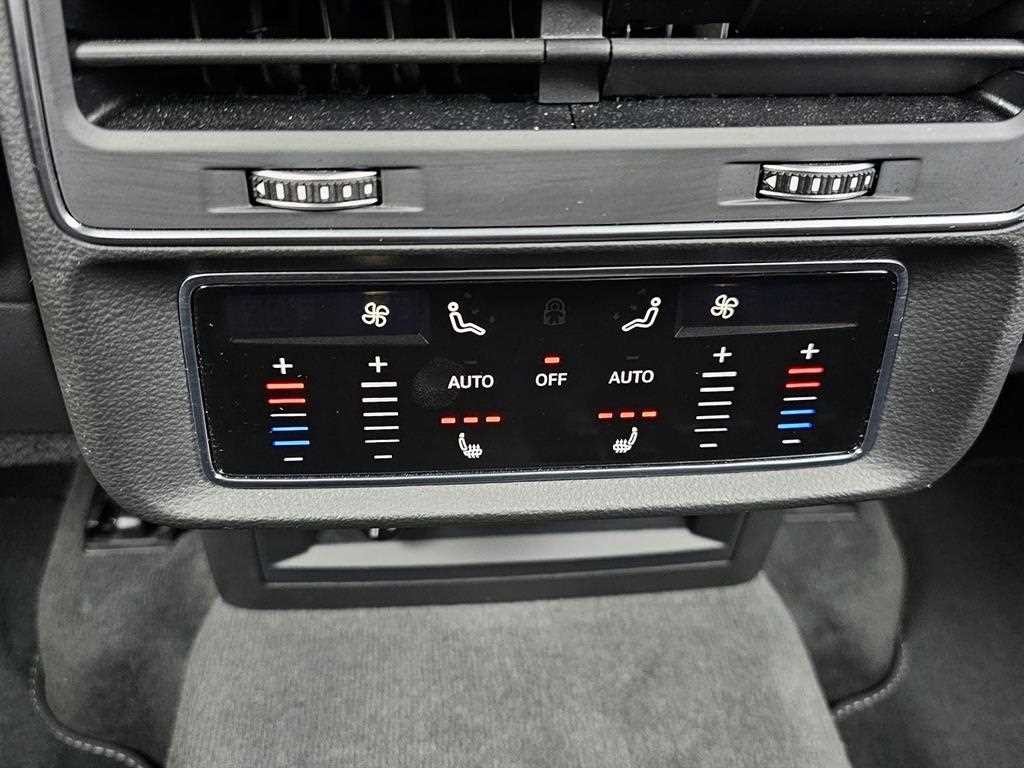 아우디 Q8 50 TDI 콰트로 프리미엄 이미지 16