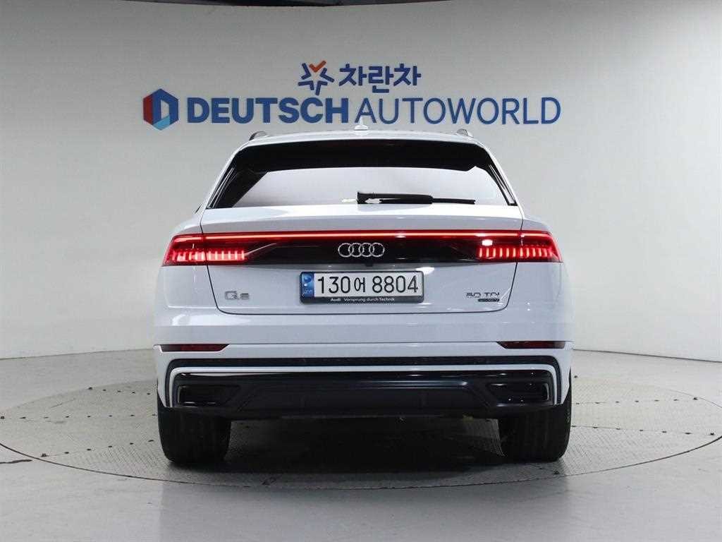 아우디 Q8 50 TDI 콰트로 프리미엄 이미지 4