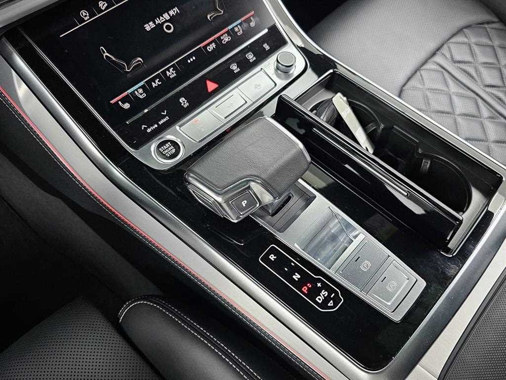 아우디 Q8 50 TDI 콰트로 프리미엄 이미지 9
