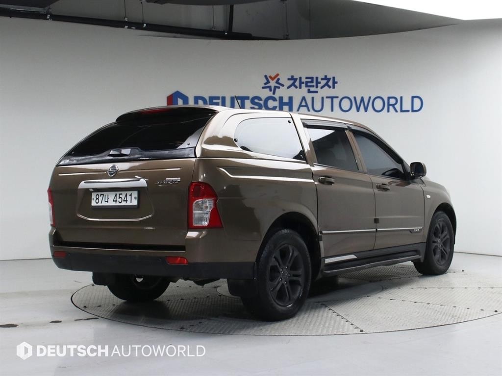 KG모빌리티(쌍용) 코란도 코란도스포츠 디젤 4WD CX7 패션 이미지 2