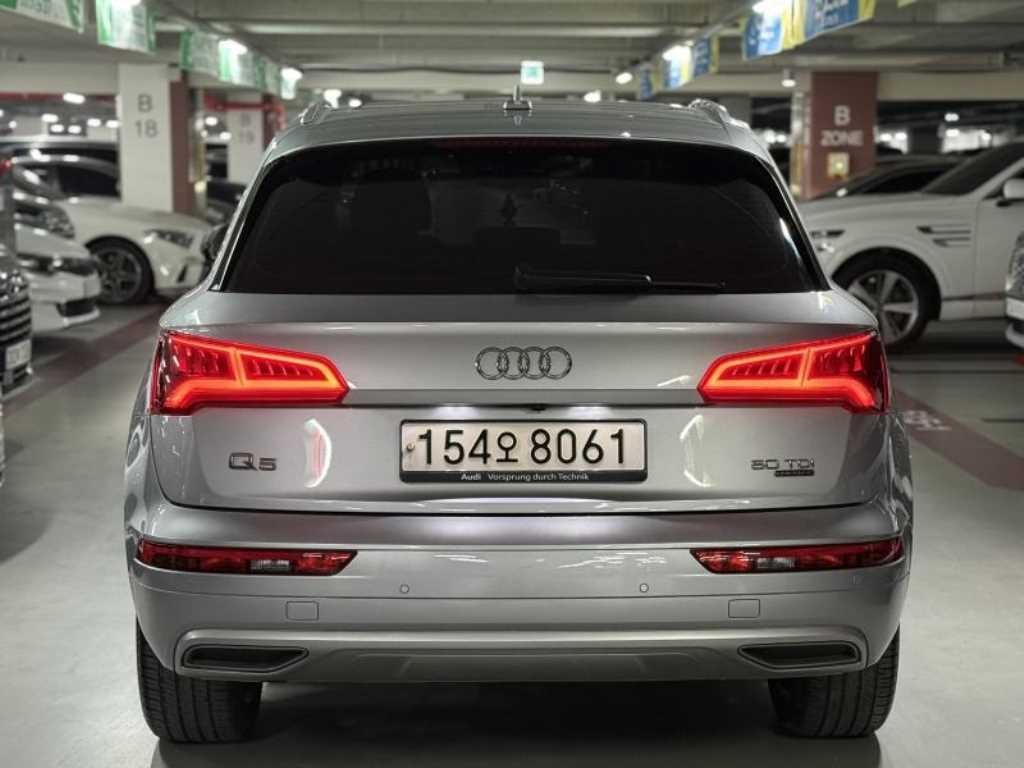 아우디 Q5 Q5 (FY) 50 TDI 콰트로 프리미엄 이미지 3