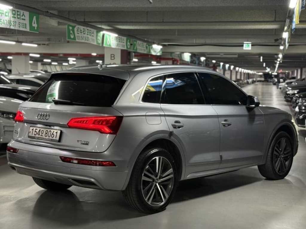 아우디 Q5 Q5 (FY) 50 TDI 콰트로 프리미엄 이미지 4
