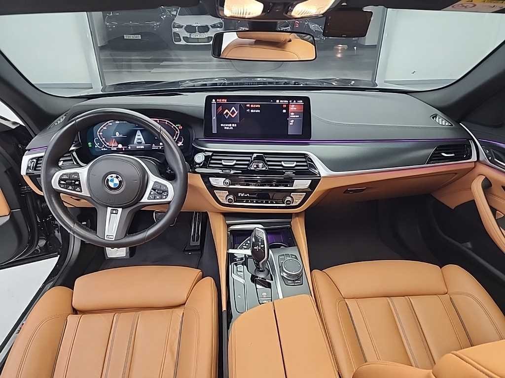 BMW 5시리즈 5시리즈 (G30) 520i M 스포츠 이미지 7