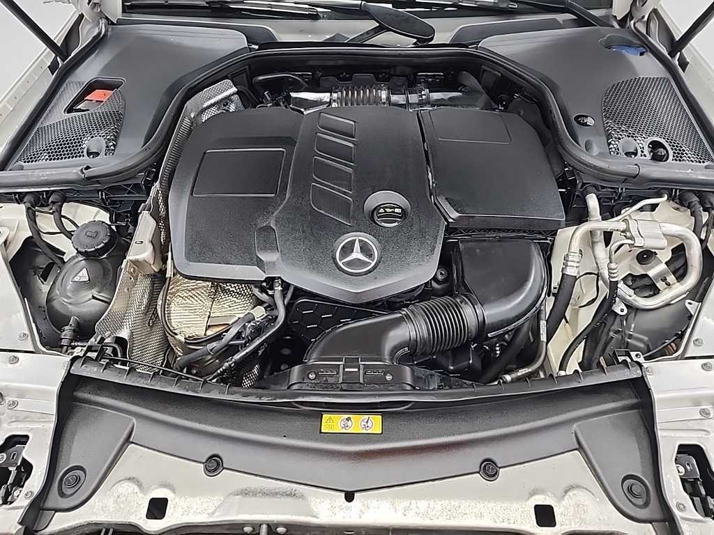 벤츠 E 클래스 E-클래스 W213 E220d 4MATIC 아방가르드 이미지 5