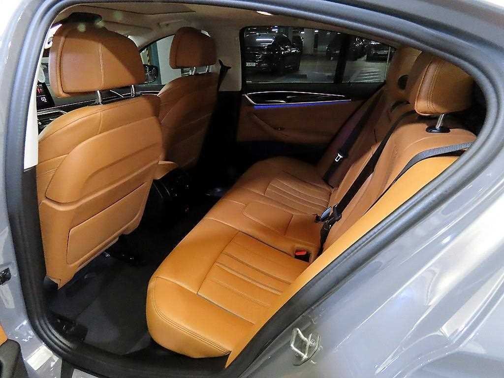 BMW 5시리즈 5시리즈 (G30) 520i 럭셔리 이미지 7
