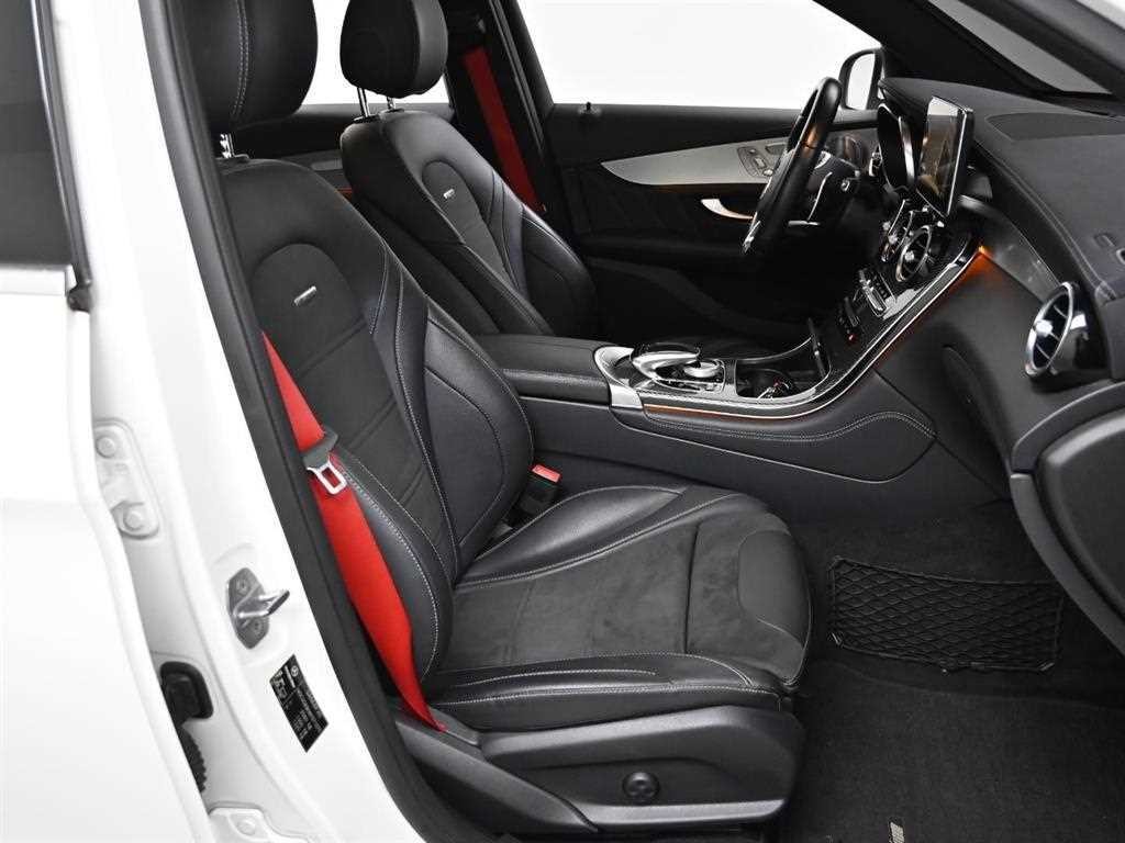 벤츠 GLC 클래스 GLC클래스 X253 AMG GLC 63 4MATIC+ 이미지 12