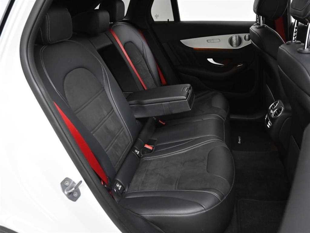 벤츠 GLC 클래스 GLC클래스 X253 AMG GLC 63 4MATIC+ 이미지 14