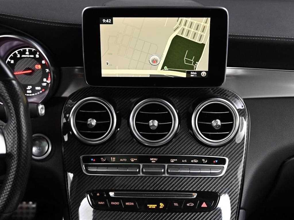 벤츠 GLC 클래스 GLC클래스 X253 AMG GLC 63 4MATIC+ 이미지 16