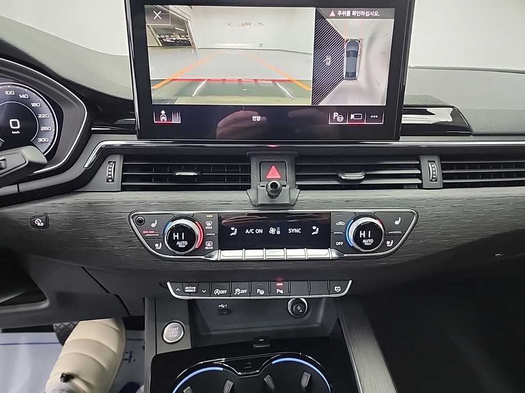 아우디 A4 A4 (B9) 40 TFSI 프리미엄 이미지 10