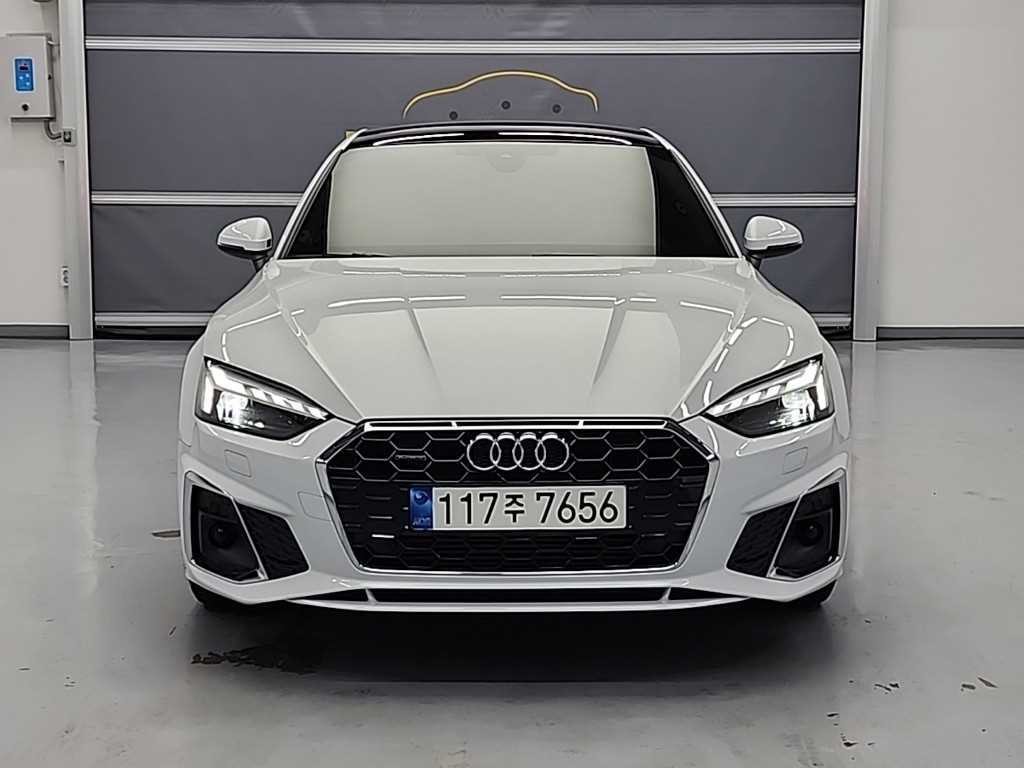 아우디 A5 A5 (F5) 40 TFSI 콰트로 프리미엄 스포트백 이미지 2
