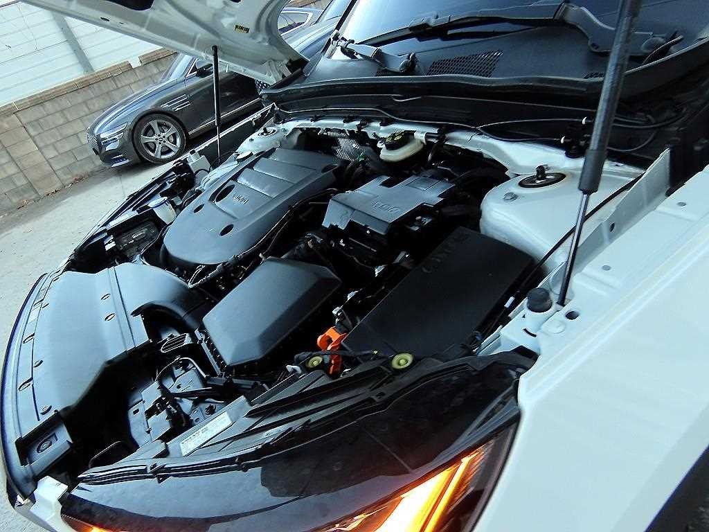 볼보 XC40 B4 AWD 얼티메이트 브라이트 이미지 19