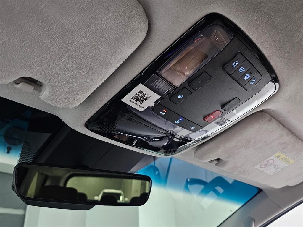 현대 스타리아 4WD 디젤 라운지 인스퍼레이션 9인승 이미지 19