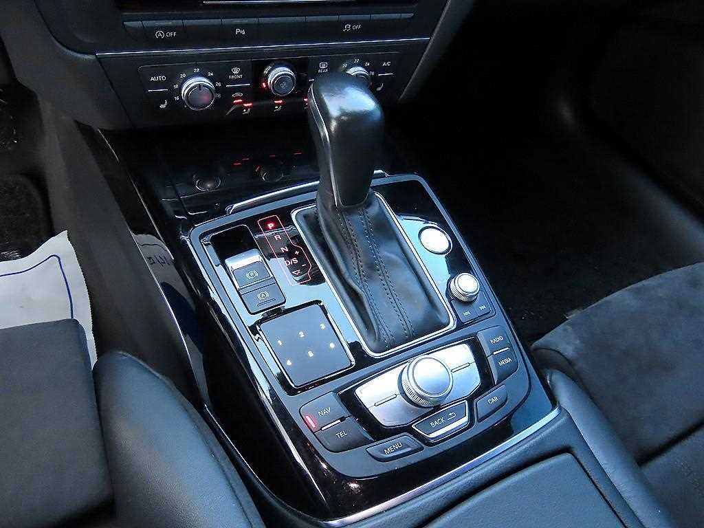 아우디 A6 뉴A6 40 TFSI 콰트로 스포츠 이미지 11
