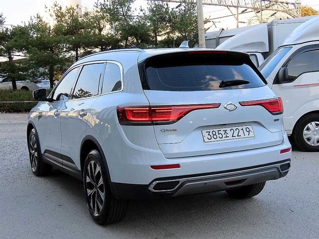 르노코리아(삼성) QM6 더뉴QM6 가솔린 2.0 GDe LE 시그니쳐 2WD 이미지 3