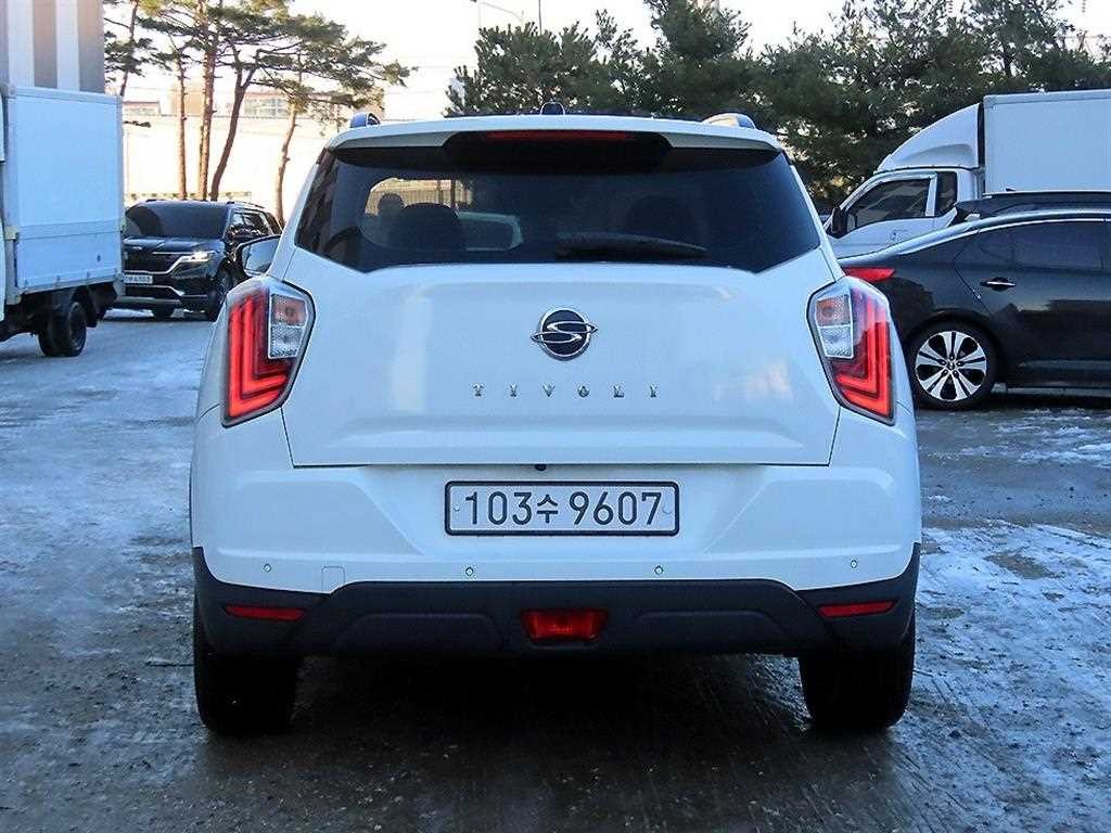 KG모빌리티(쌍용) 티볼리 베리 뉴 티볼리 2WD 가솔린 1.5 V3 이미지 4