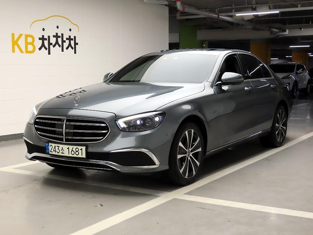 벤츠 E 클래스 E-클래스 W213 E300e 4MATIC 익스클루시브 이미지 2