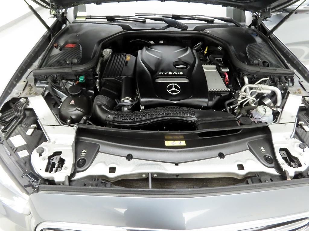 벤츠 E 클래스 E-클래스 W213 E300e 4MATIC 익스클루시브 이미지 20