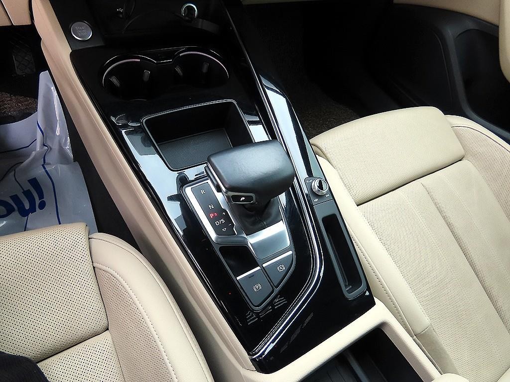 아우디 A4 A4 (B9) 40 TFSI 프리미엄 이미지 11