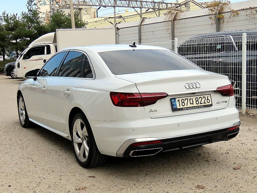 아우디 A4 A4 (B9) 40 TFSI 프리미엄 이미지 3