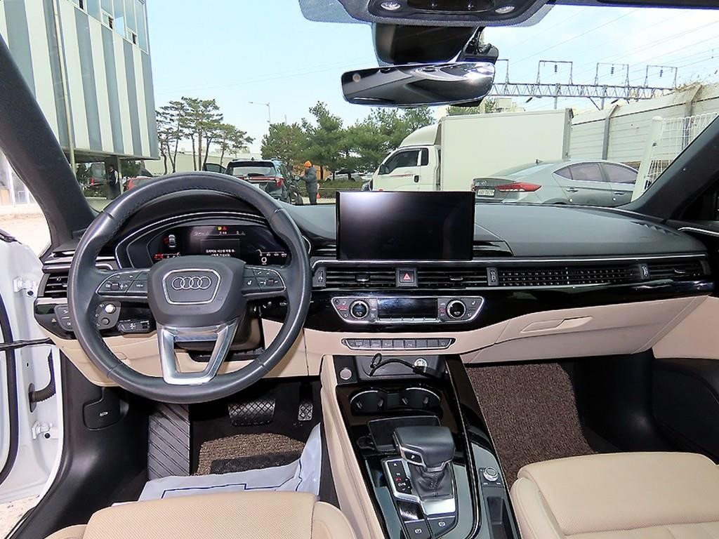 아우디 A4 A4 (B9) 40 TFSI 프리미엄 이미지 7