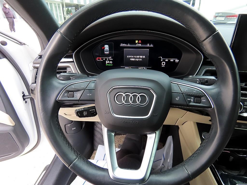 아우디 A4 A4 (B9) 40 TFSI 프리미엄 이미지 8