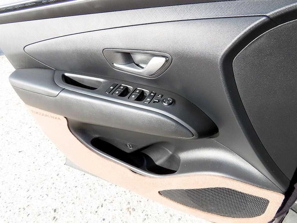 현대 투싼 투싼 (NX4) 가솔린 1.6 터보 2WD 프리미엄 이미지 11