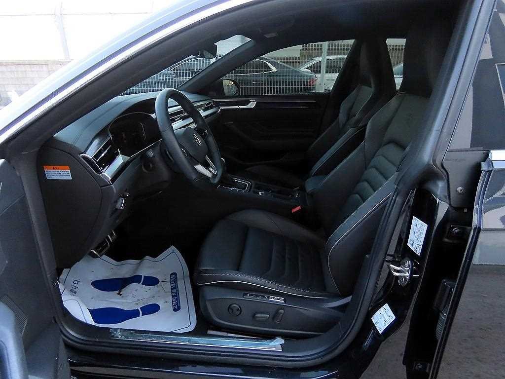 폭스바겐 아테온 2.0 TDI R-LINE 4모션 이미지 6