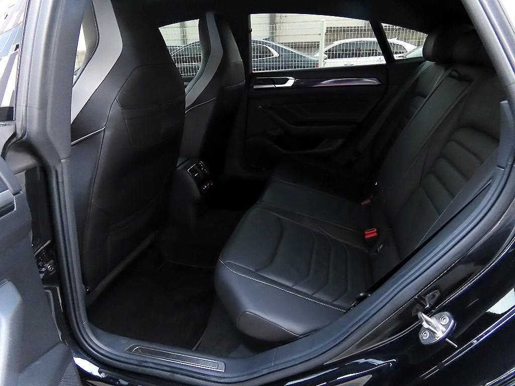 폭스바겐 아테온 2.0 TDI R-LINE 4모션 이미지 7