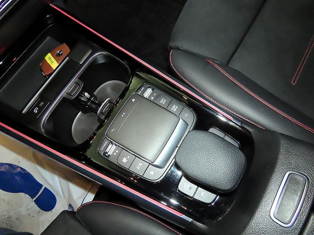벤츠 GLB 클래스 GLB클래스 X247 AMG GLB 35 4MATIC 이미지 13