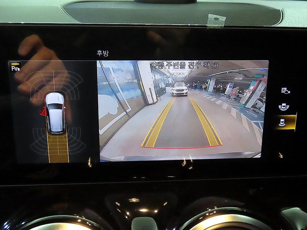 벤츠 GLB 클래스 GLB클래스 X247 AMG GLB 35 4MATIC 이미지 14