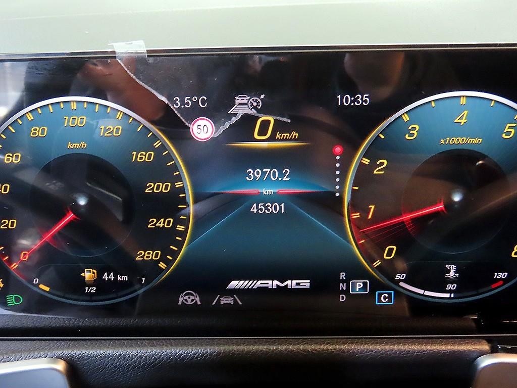 벤츠 GLB 클래스 GLB클래스 X247 AMG GLB 35 4MATIC 이미지 9
