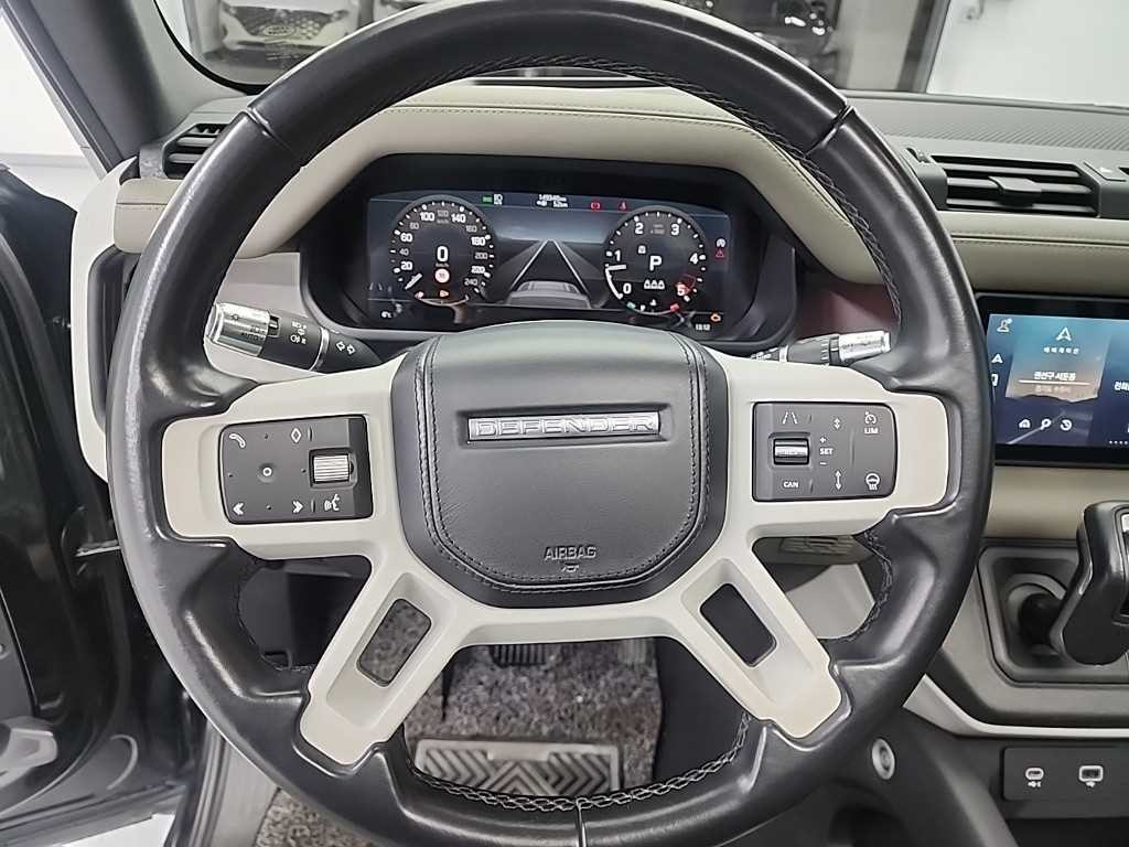 랜드로버 디펜더 디펜더 (L663) 110 D300 HSE 이미지 9