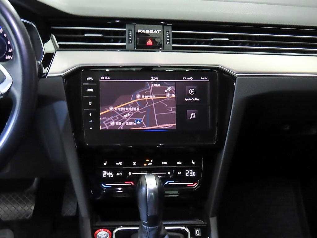폭스바겐 파사트 파사트GT(B8) 2.0 TDI 프리미엄 이미지 11